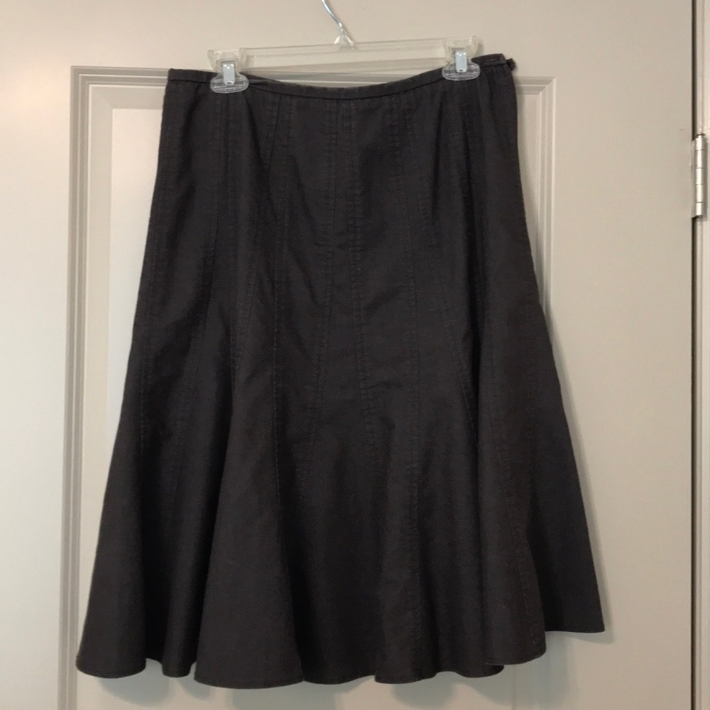 Knee-length skirt